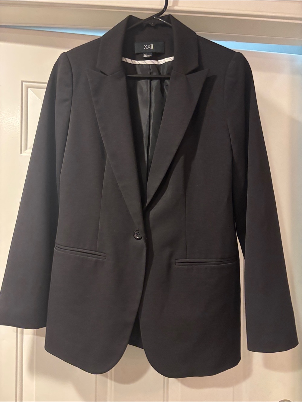 Forever 21 one button blazer